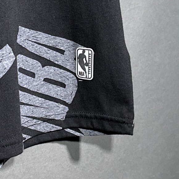 NWOT NBA Basketball T Shirt With NBA Logo All Over Design On Both Sides Size 1X - Picture 4 of 13